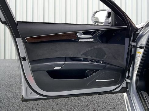 Used 2016 Audi A8 L 4.0T image 20