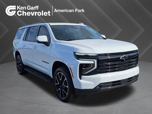 Used 2026 Chevrolet Suburban RST w/ Comfort Package AWD/4WD image 1