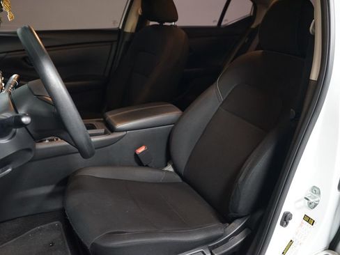Used 2024 Nissan Sentra S FWD image 6