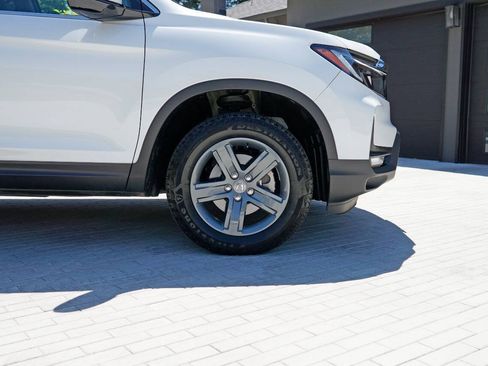 Used 2021 Honda Ridgeline RTL-E image 3