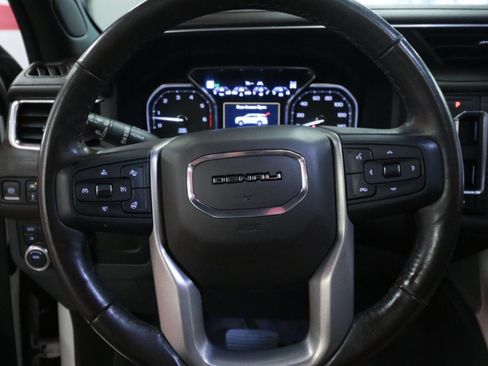 Used 2021 GMC Yukon XL Denali AWD/4WD image 12