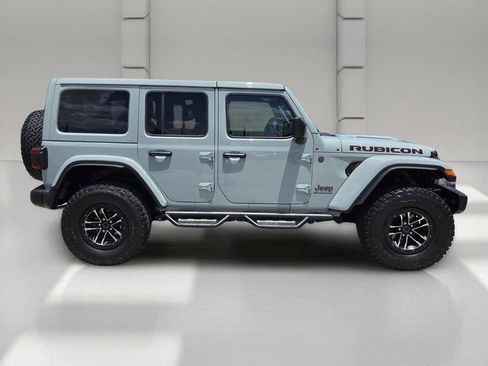 Certified 2024 Jeep Wrangler Unlimited Rubicon AWD/4WD image 6