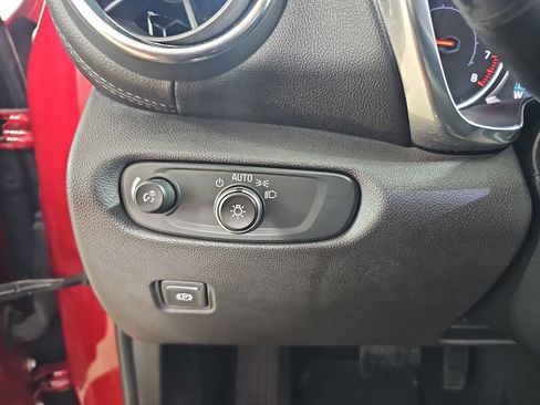 Certified 2021 Chevrolet Blazer LT image 31