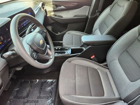 Used 2025 Chevrolet TrailBlazer LT FWD image 14