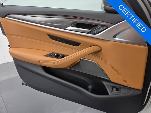 Certified 2023 BMW 540i w/ Premium Package RWD image 40