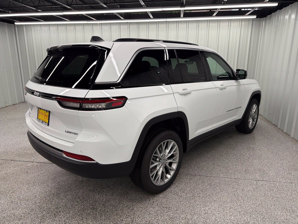 New 2027 Jeep Grand Cherokee Limited AWD/4WD image 6