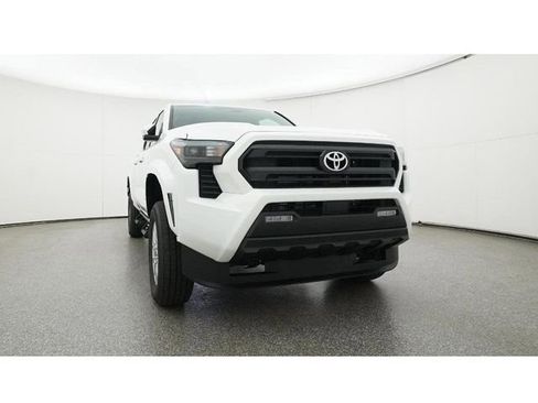 New 2026 Toyota Tacoma SR5 AWD/4WD image 30