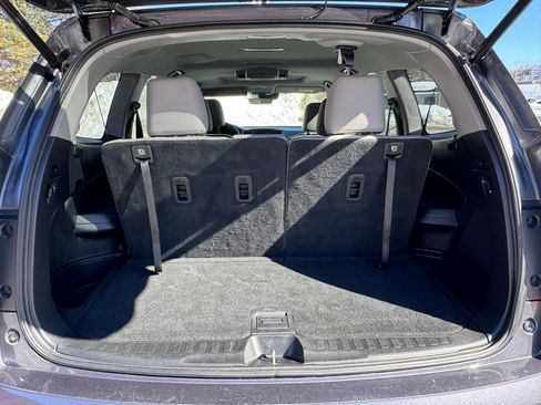 Used 2020 Honda Pilot Touring image 10