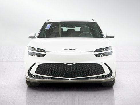Used 2025 Genesis GV60 Advanced AWD/4WD image 8