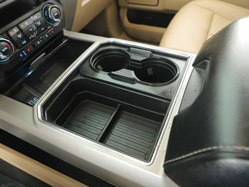 Used 2020 Ford F250 Lariat w/ Lariat Ultimate Package image 16