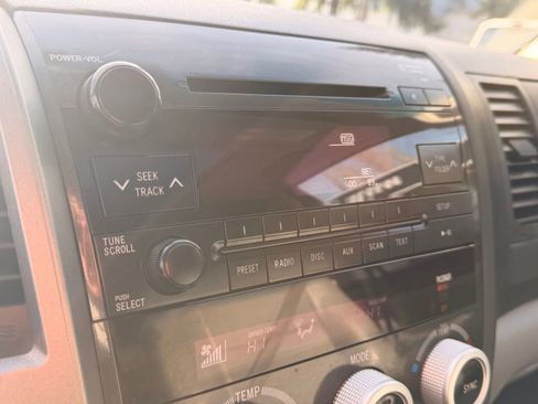 Used 2011 Toyota Sequoia SR5 image 28