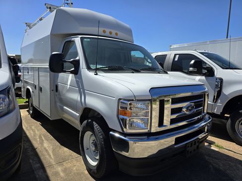 New 2025 Ford E-350 and Econoline 350 Super Duty w/ Power Equipment Group image 1