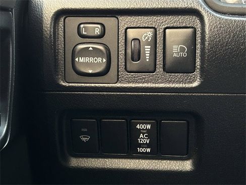 Used 2020 Toyota 4Runner image 21