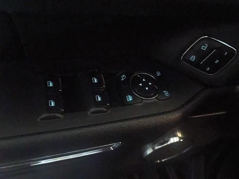 Used 2024 Ford Expedition Max XLT image 19