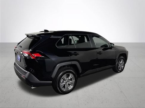 Used 2024 Toyota RAV4 XLE w/ Convenience Package AWD/4WD image 6
