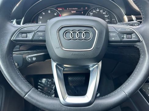Used 2019 Audi Q7 3.0T Premium AWD/4WD image 24