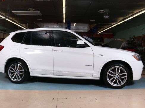 Used 2016 BMW X3 xDrive28i AWD/4WD image 1