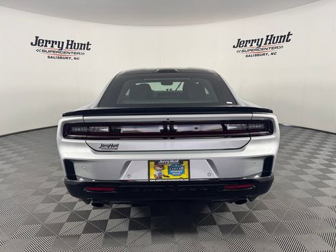 Used 2026 Dodge Charger Scat Pack AWD/4WD image 7