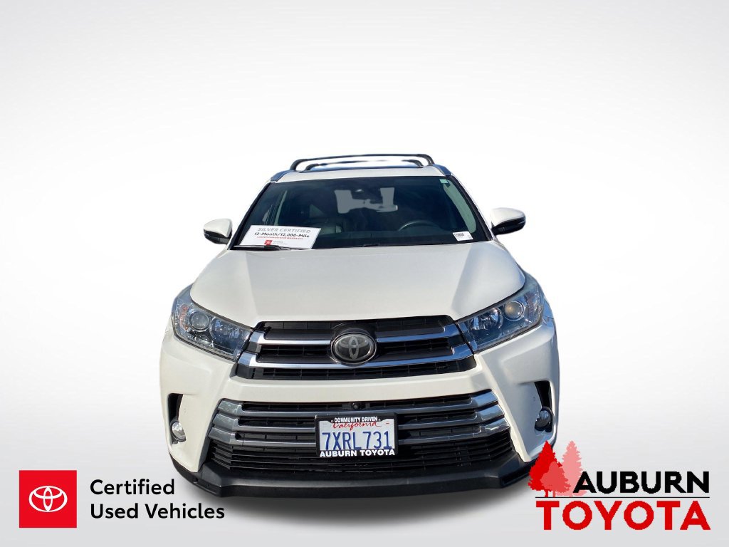 Certified 2017 Toyota Highlander Limited Platinum w/ Carpet Mat Package AWD/4WD image 3