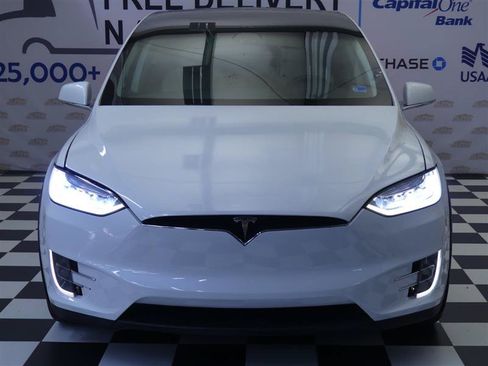 Used 2017 Tesla Model X 100D AWD/4WD image 2
