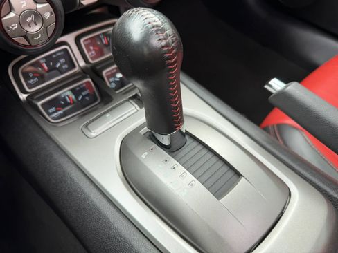 Used 2010 Chevrolet Camaro SS w/ LPO, Ground Effects Package RWD image 19