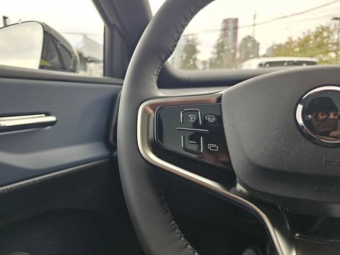 New 2026 Volvo EX30 Plus w/ Protection Package Premier image 28