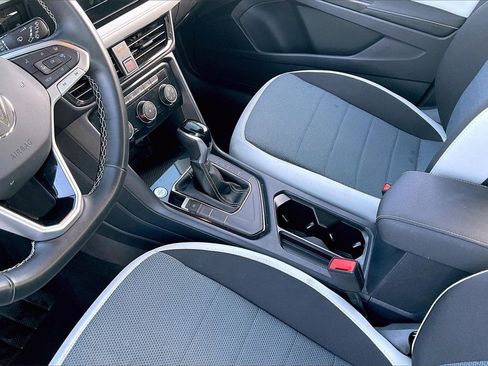 Used 2025 Volkswagen Taos S image 13