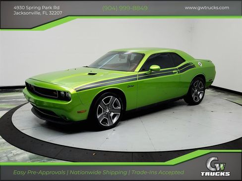 Used 2011 Dodge Challenger R/T RWD image 1