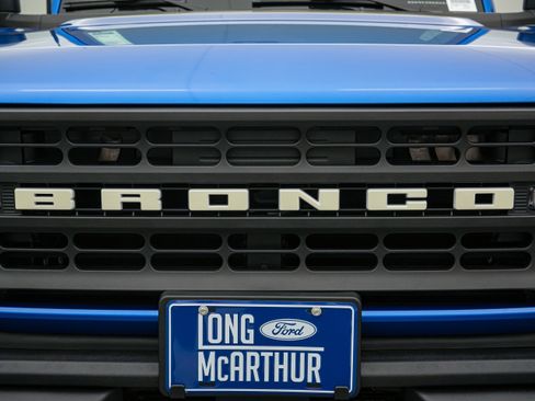 New 2025 Ford Bronco 4-Door image 13