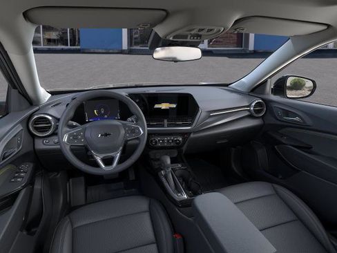 New 2026 Chevrolet Trax ACTIV FWD image 37