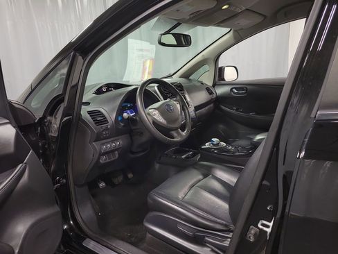 Used 2016 Nissan Leaf SL FWD image 12