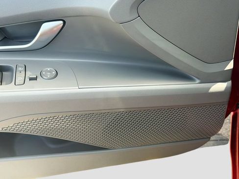 Certified 2026 Hyundai Elantra Sport FWD image 18