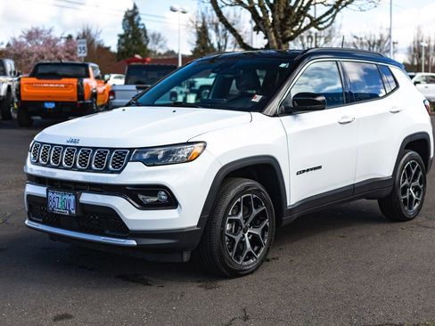 Used 2026 Jeep Compass Limited AWD/4WD image 6
