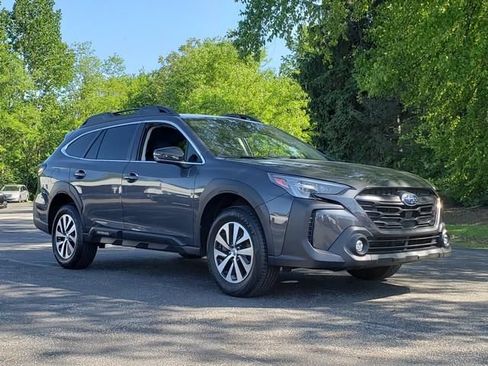 Certified 2024 Subaru Outback Premium AWD/4WD image 1