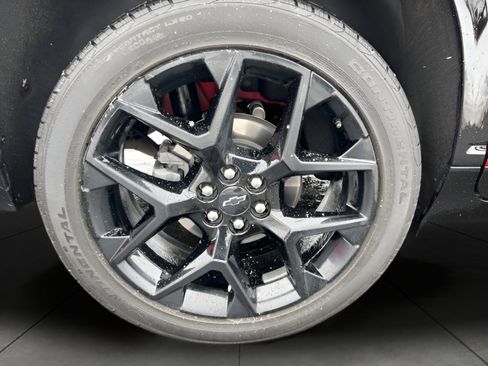 Used 2024 Chevrolet Traverse RS w/ LPO, Floor Liner Package image 39