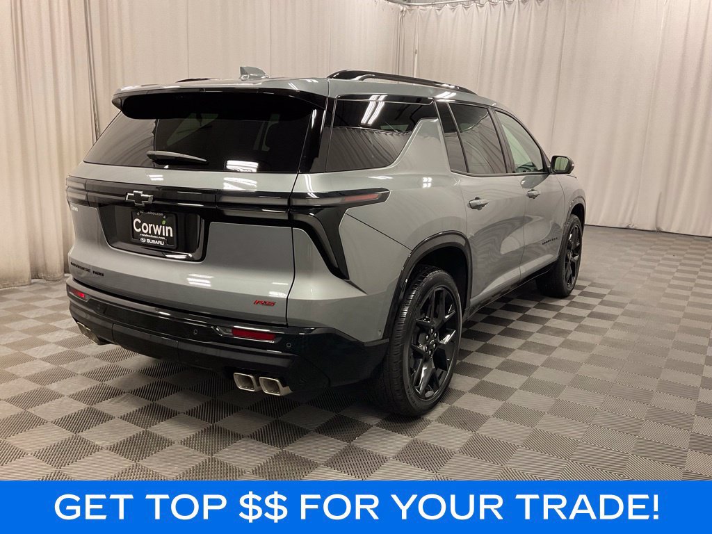 Used 2026 Chevrolet Traverse RS AWD/4WD image 3