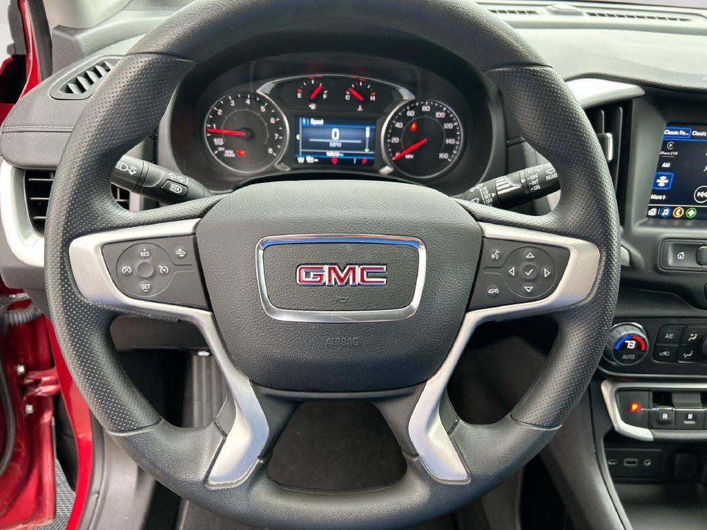 Used 2024 GMC Terrain SLE w/ Driver Convenience Package AWD/4WD image 29