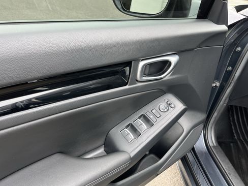 Used 2023 Honda Civic EX-L image 17