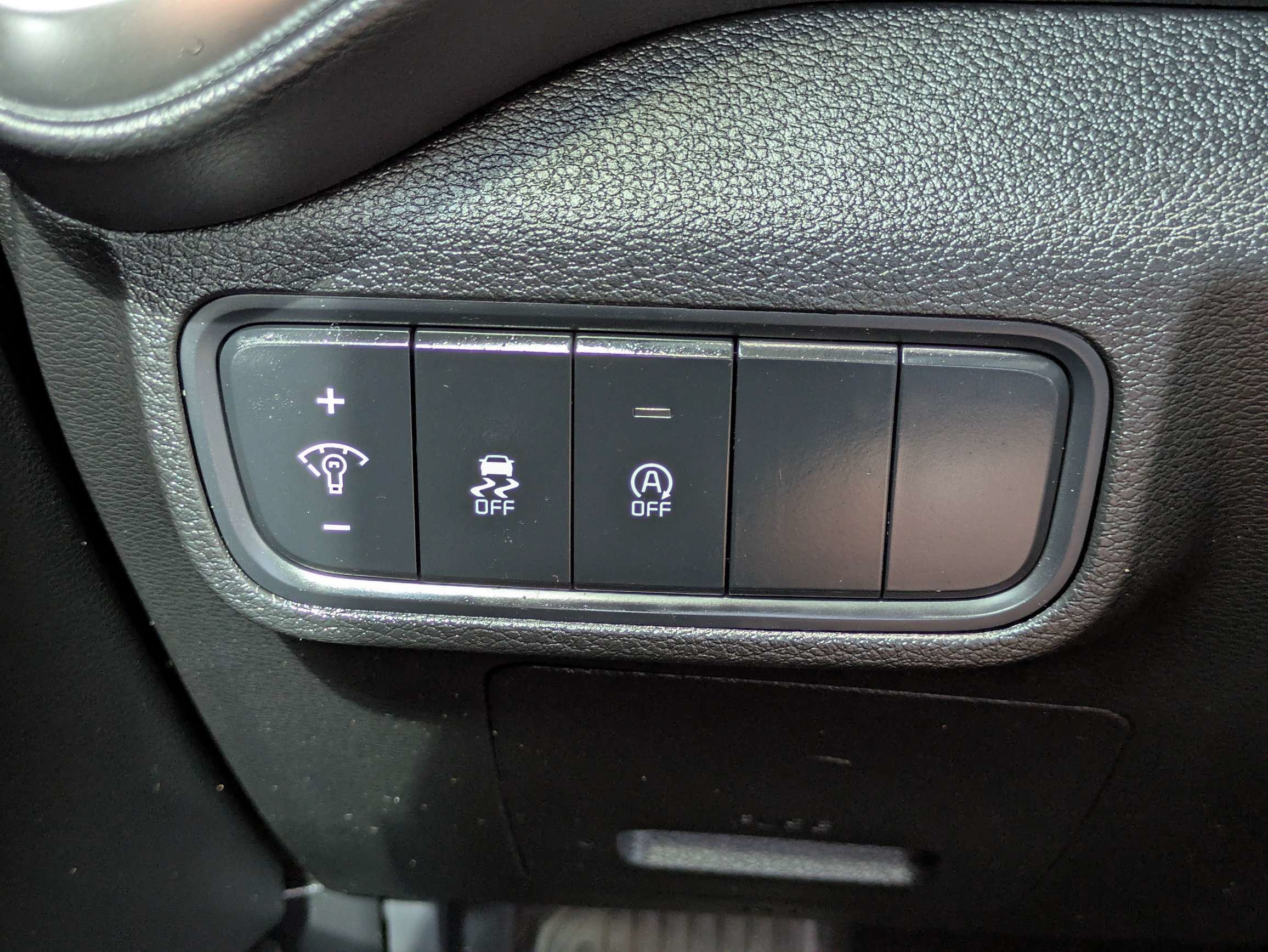 Certified 2024 Kia Soul LX w/ Option Group 015 FWD image 32