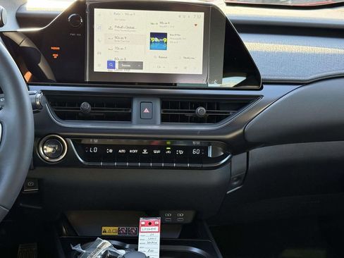 Used 2025 Lexus UX 300h AWD image 14