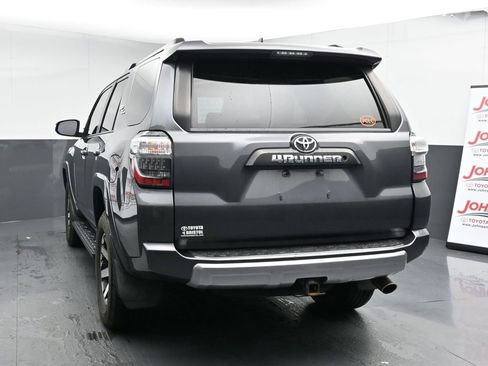 Used 2019 Toyota 4Runner TRD Off-Road Premium image 6