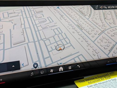 Used 2025 BMW X3 xDrive30i w/ Premium Package image 14