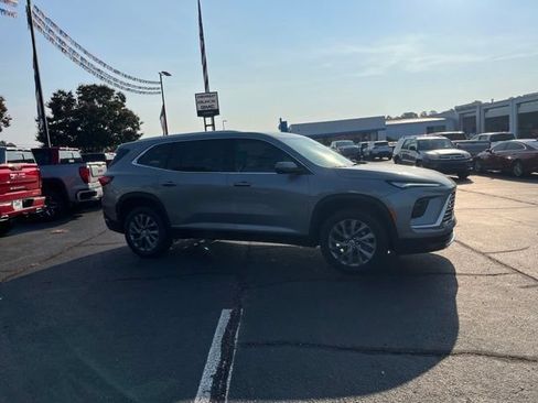 New 2026 Buick Enclave Preferred w/ Power Package FWD image 2