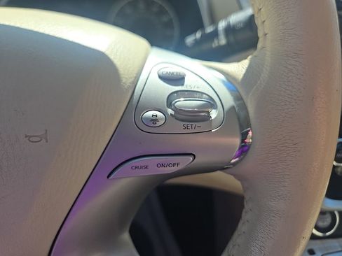 Used 2018 Nissan Murano Platinum image 19