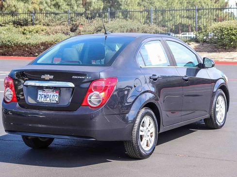 Used 2014 Chevrolet Sonic LT FWD image 7