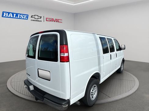 New 2025 Chevrolet Express 2500 w/ Driver Convenience Package image 7