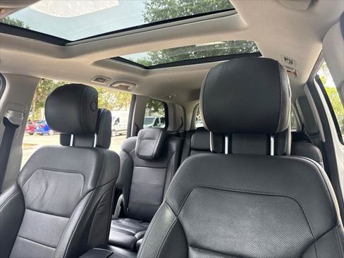 Used 2017 Mercedes-Benz GLS 550 4MATIC w/ Driver Assistance Package image 15