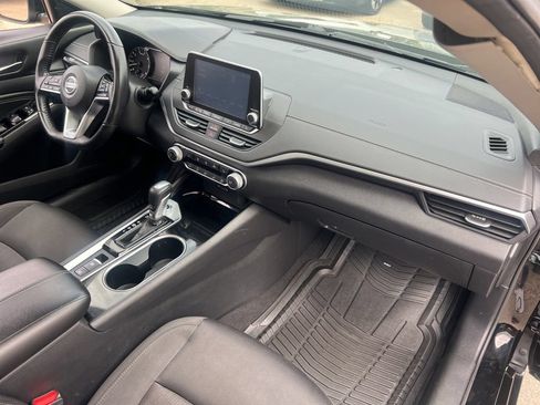 Used 2021 Nissan Altima 2.5 SV w/ SV Premium Package FWD image 20