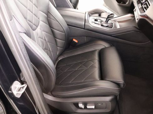 Used 2023 BMW X6 xDrive40i image 15