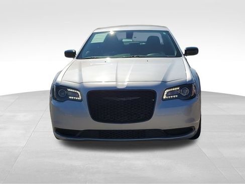 Used 2023 Chrysler 300 Touring w/ Sport Appearance Package RWD image 2